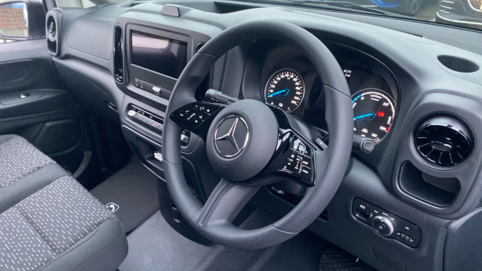Mercedes-Benz Vito EL2 Electric Fwd 85kW 66kWh Pro Van Auto - Image 20